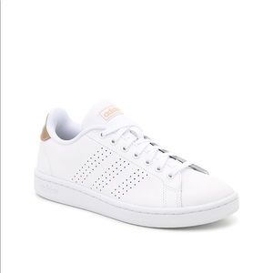 ADVANTAGE SNEAKER - WOMEN'S WHITE/COPPER METALLIC